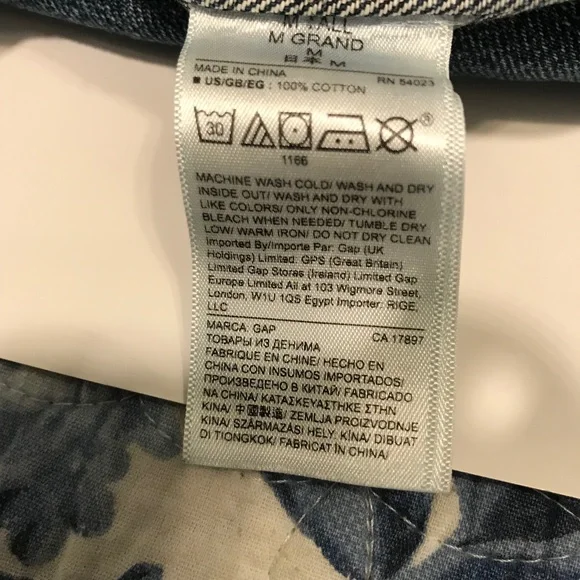 Trucker GAP Denim Jacket- M Tall - Picture 3 of 12